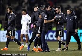 前锋单场两助攻一进球，表现全能