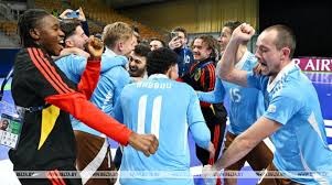 有意思，伊塞亚·托马斯质疑勇士为啥没有给库明加更多上场时间